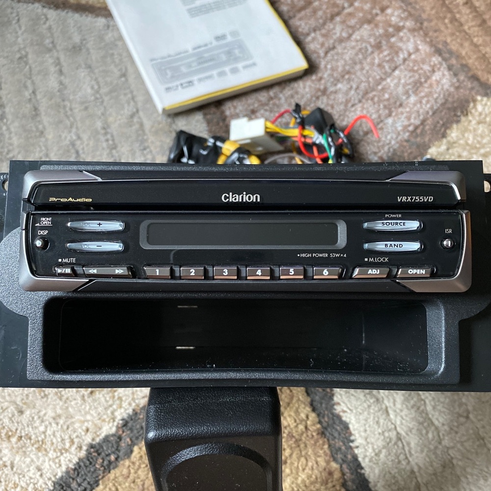 Clarion Car DVD Player